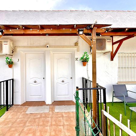 Apartamentos J&K Torremolinos Luaran gambar
