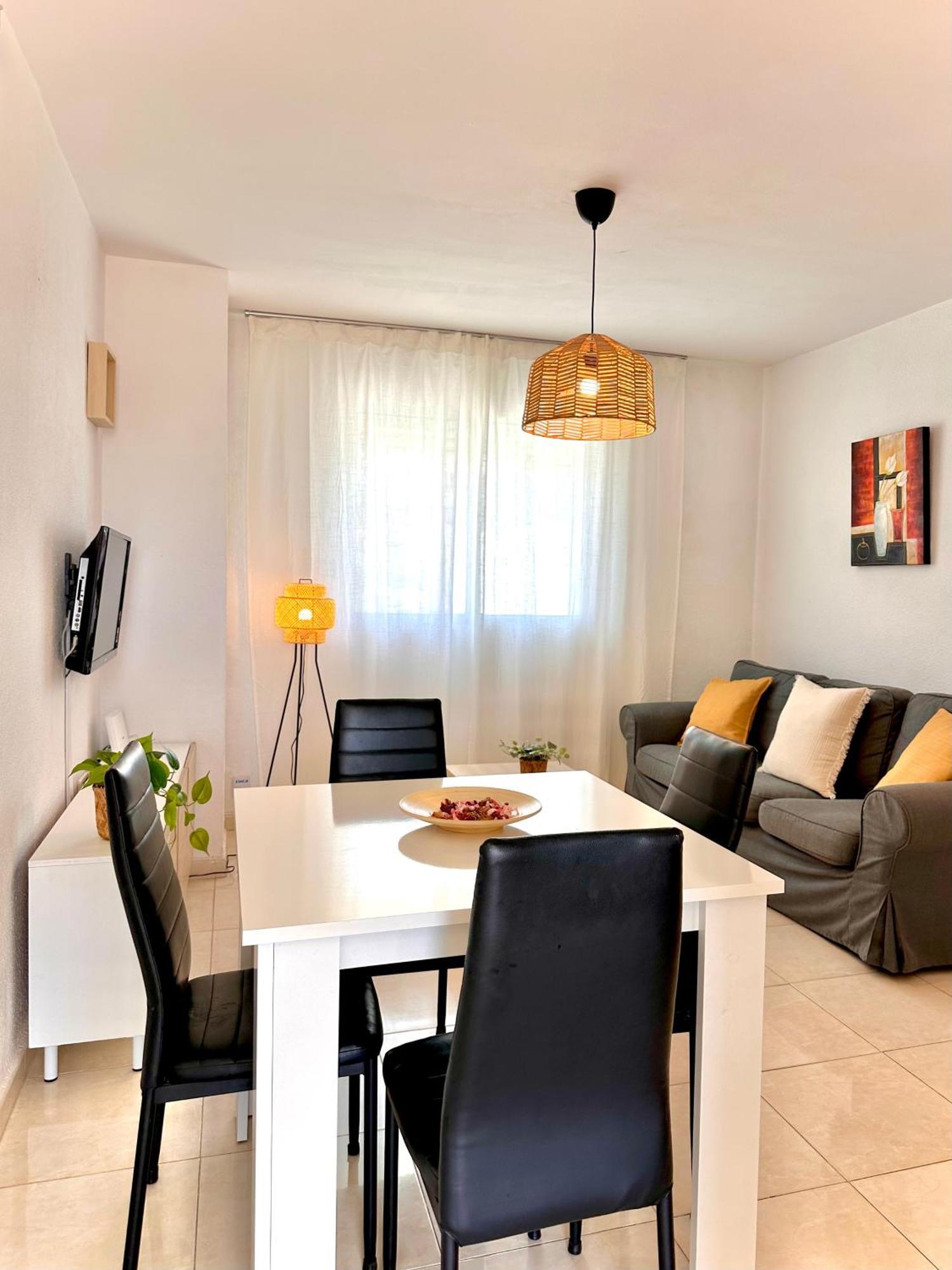 Apartamentos J&K Torremolinos Luaran gambar