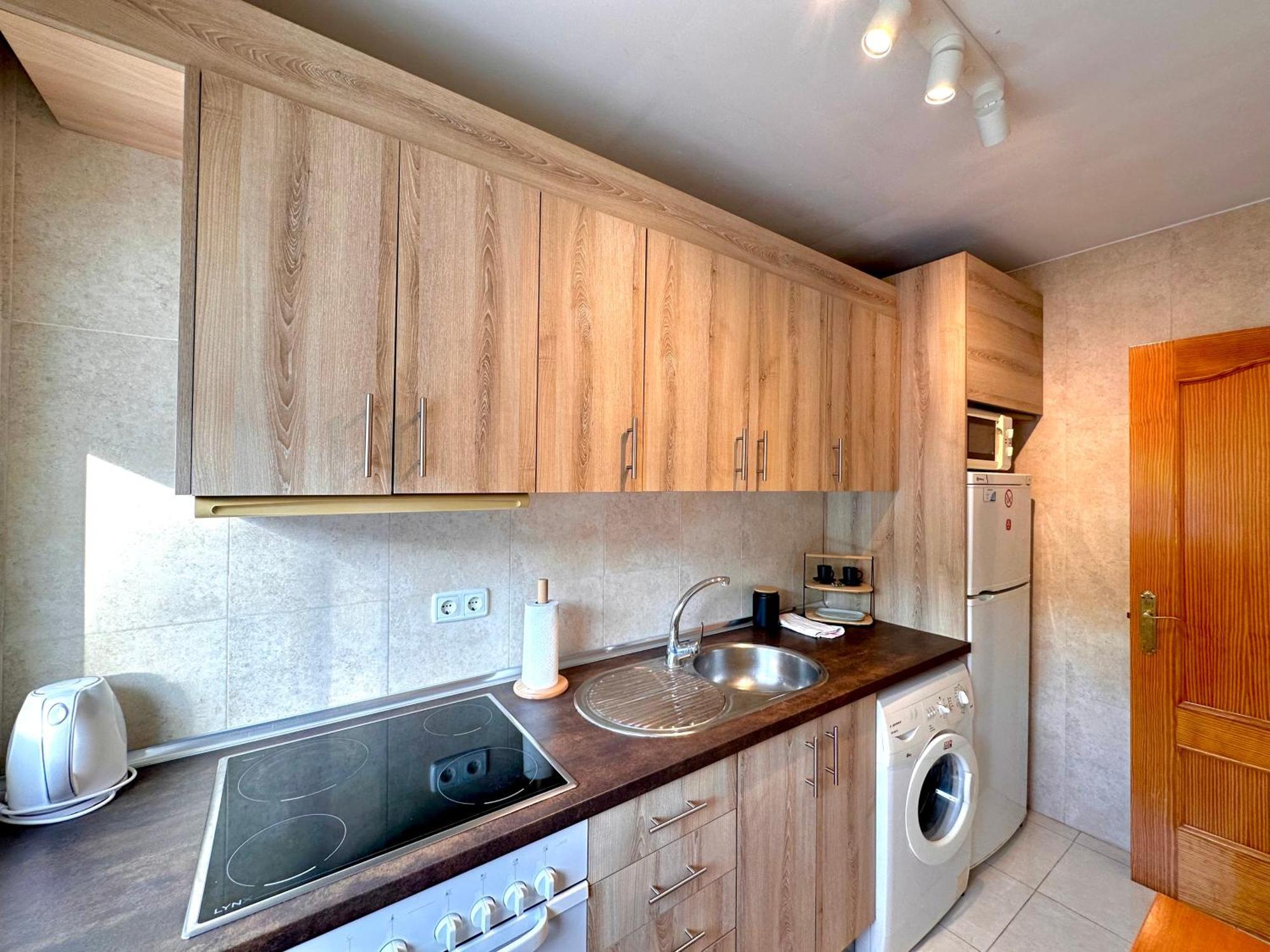 Apartamentos J&K Torremolinos Luaran gambar