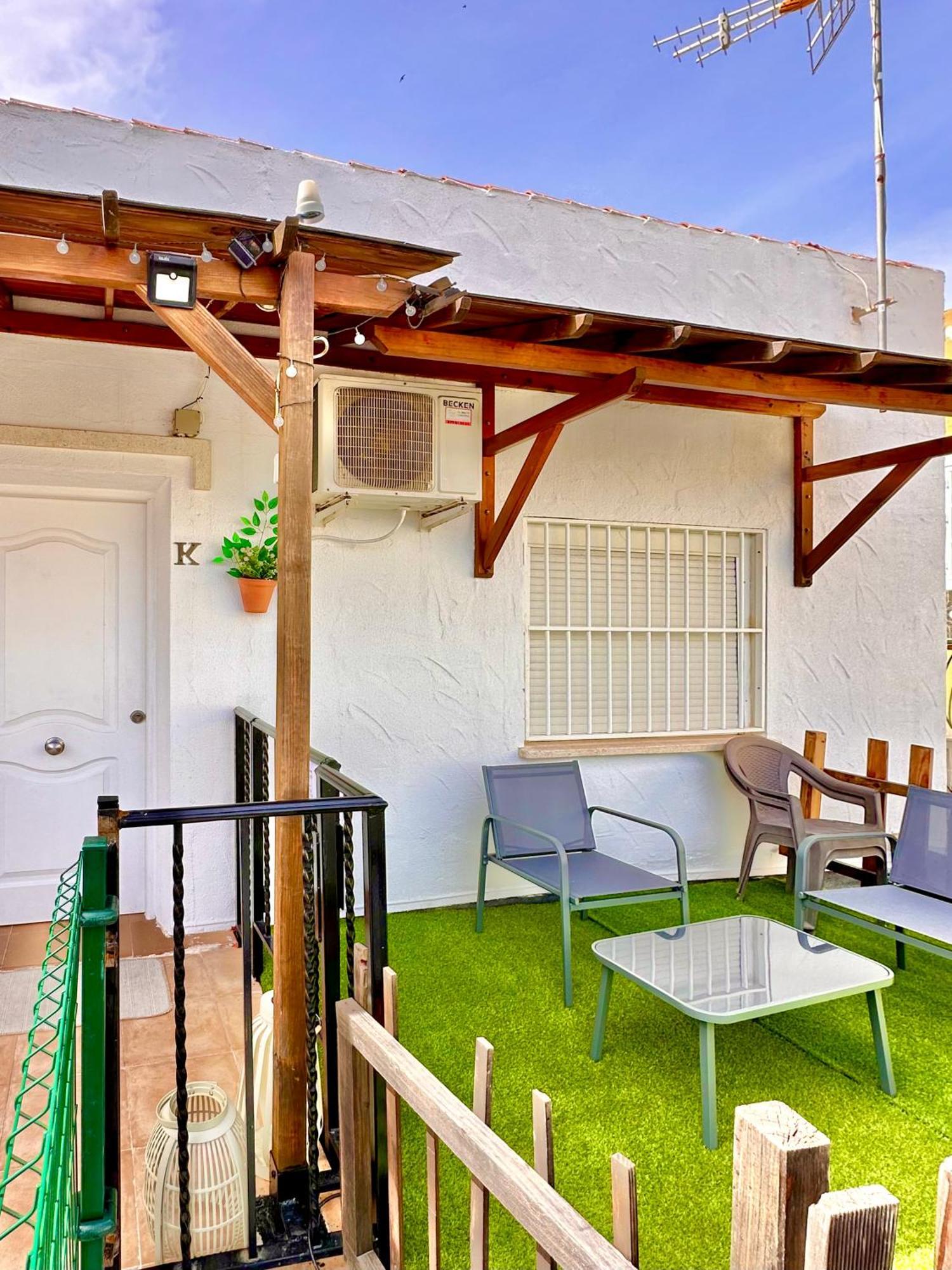Apartamentos J&K Torremolinos Luaran gambar